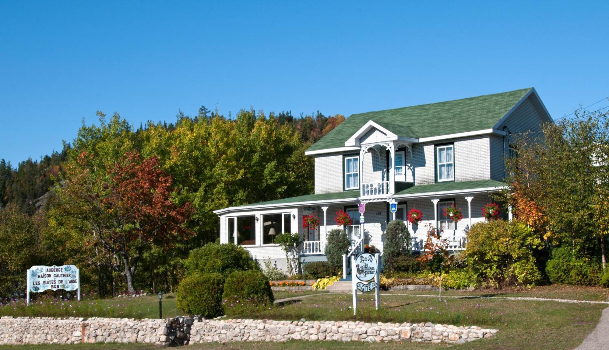Auberge Maison Gauthier Tadoussac Eksteriør billede