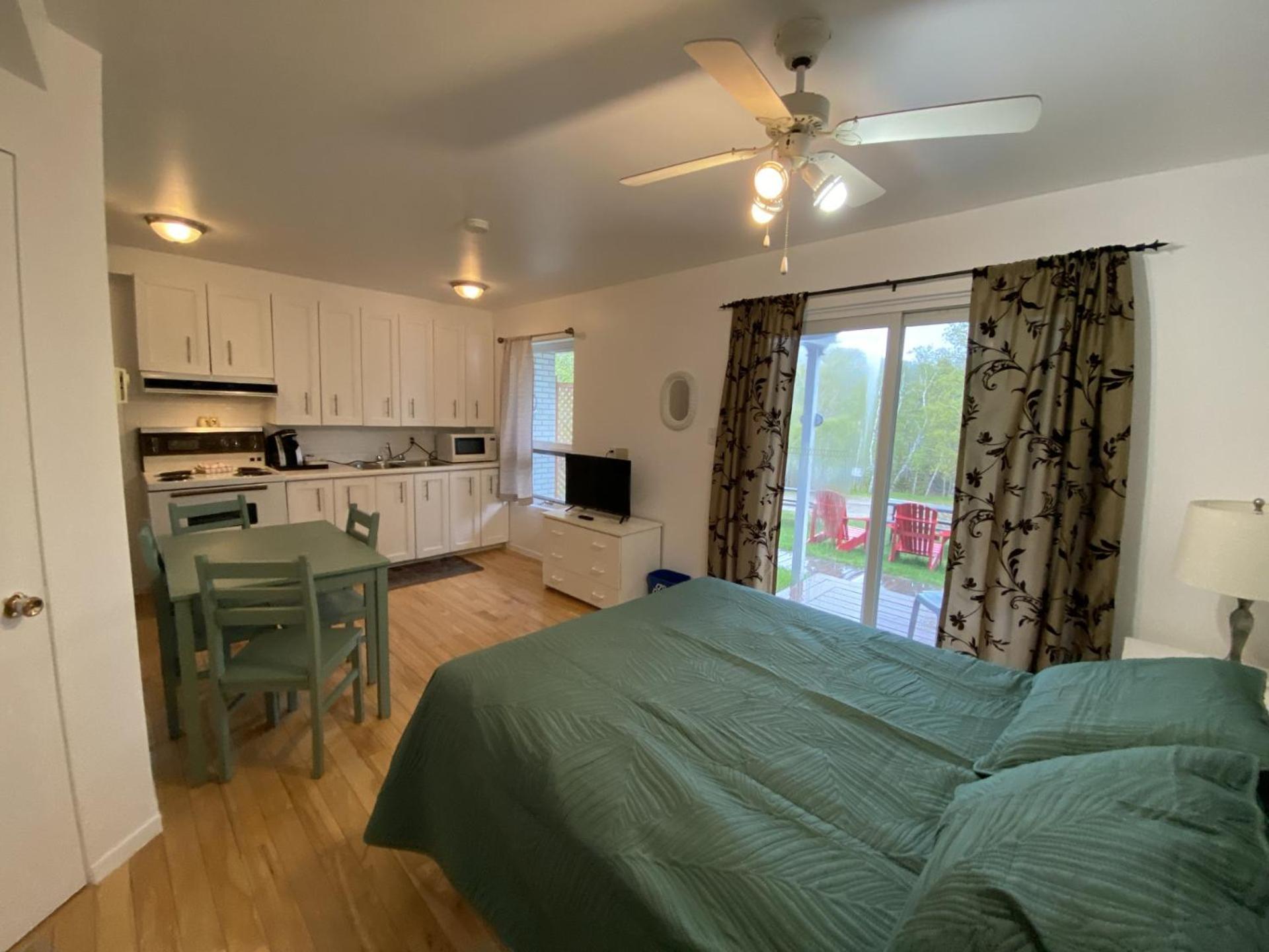 Auberge Maison Gauthier Tadoussac Eksteriør billede